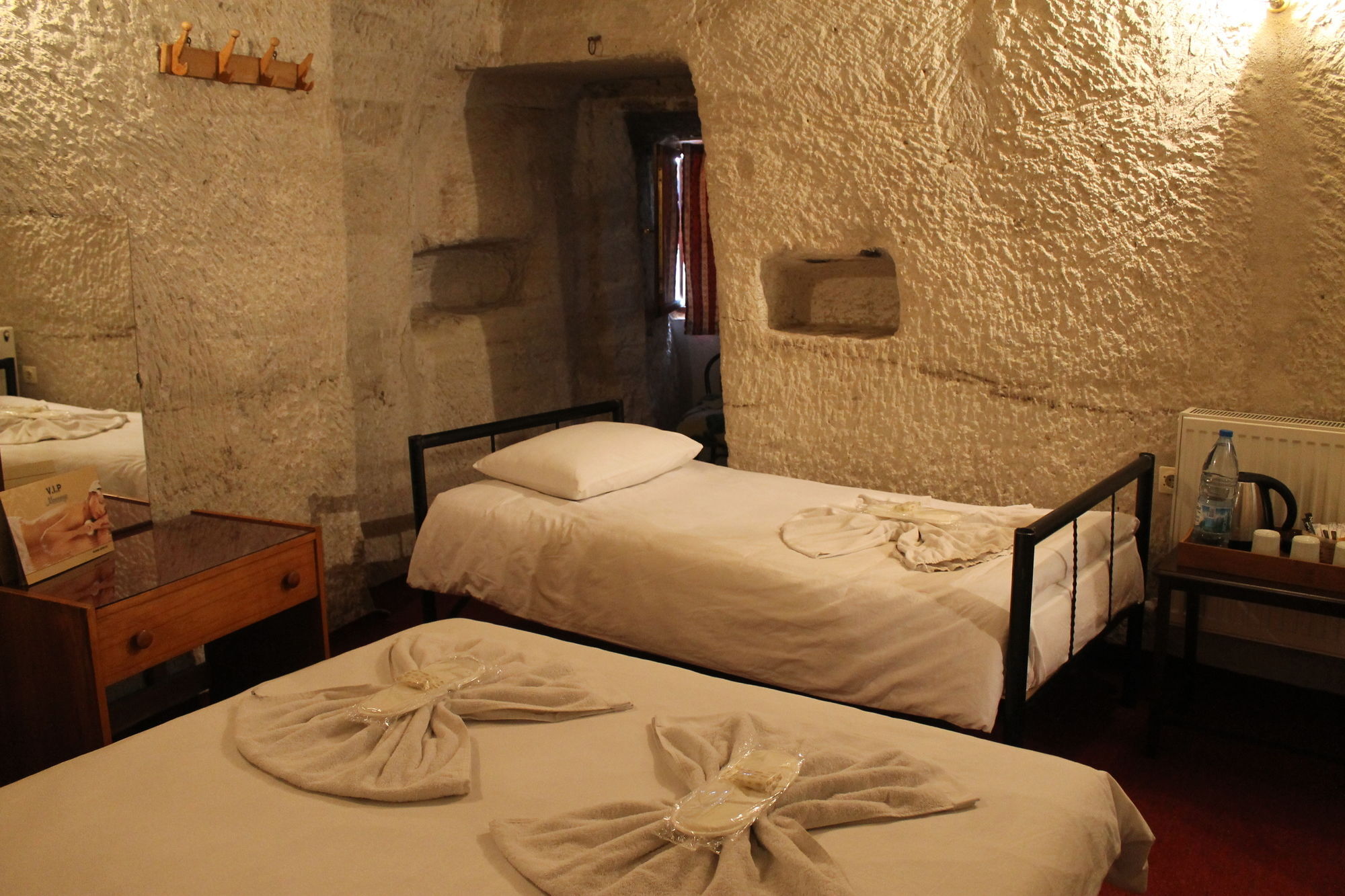 Yasin'S Place Backpackers Cave Hostel Goreme Exterior photo